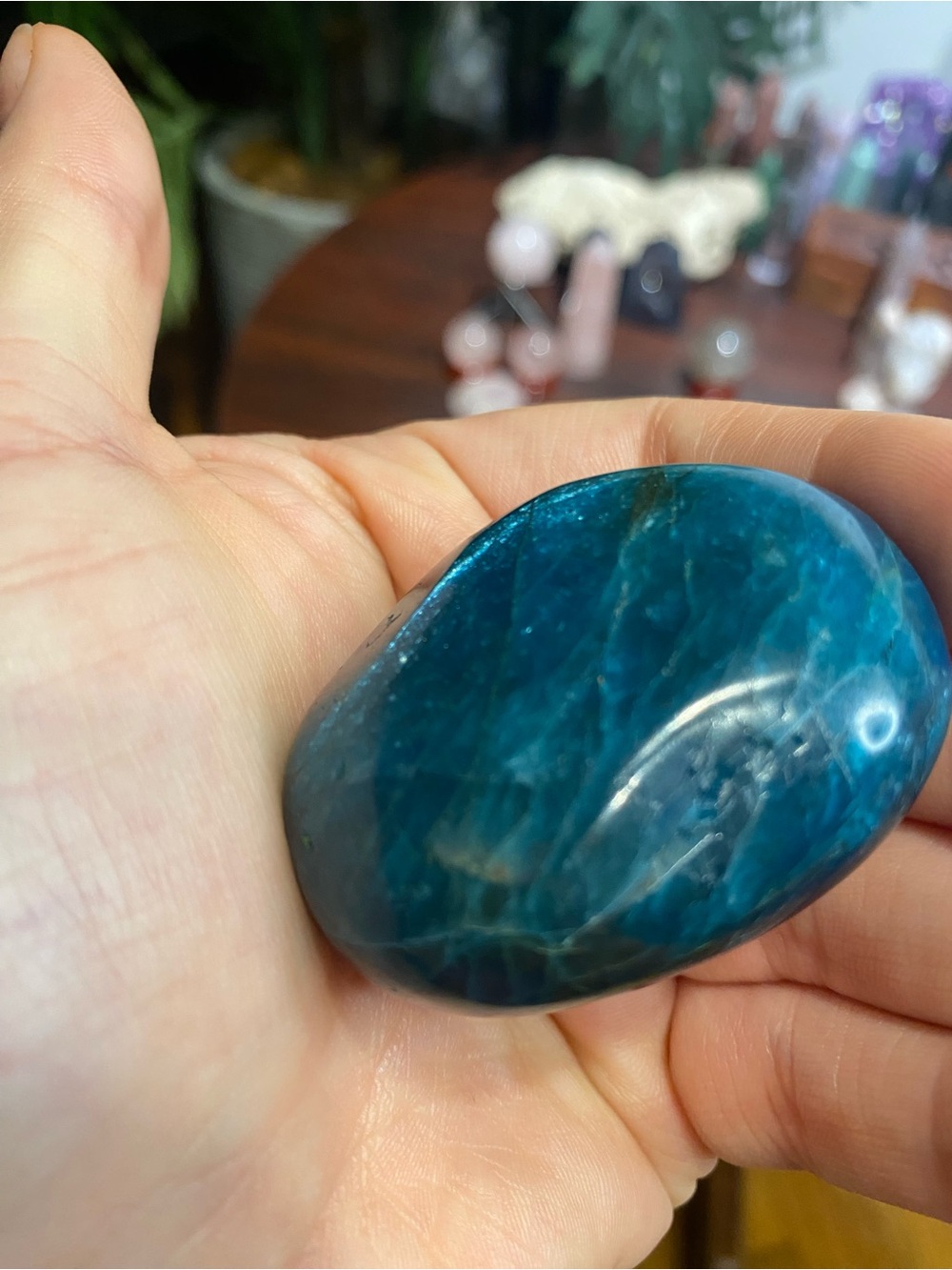 Blue Apatite Palm Stone - Picture 6 of 13
